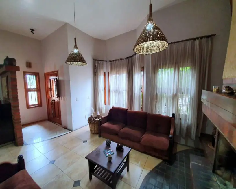 Foto 4 de Casa com 3 Quartos à venda, 421m² em Pinheiro, São Leopoldo