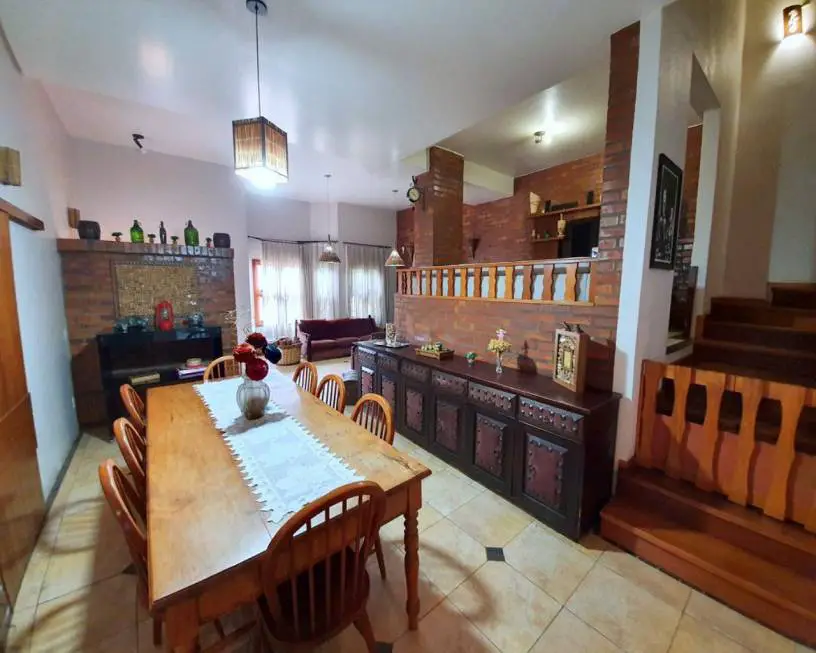 Foto 5 de Casa com 3 Quartos à venda, 421m² em Pinheiro, São Leopoldo