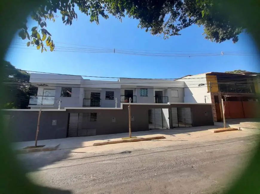Foto 3 de Casa com 3 Quartos à venda, 110m² em Rio Branco, Belo Horizonte