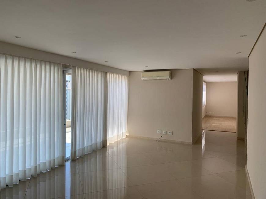 Foto 1 de Cobertura com 4 Quartos para alugar, 370m² em Campo Belo, São Paulo