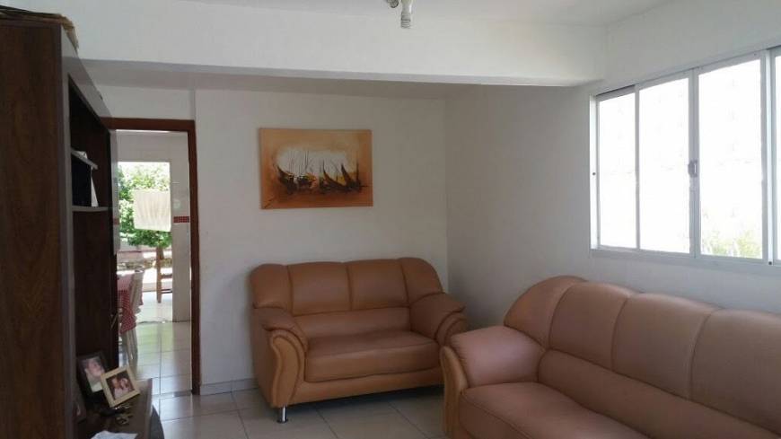 Foto 3 de Sobrado com 3 Quartos à venda, 400m² em Jardim Santa Cecília, Pindamonhangaba