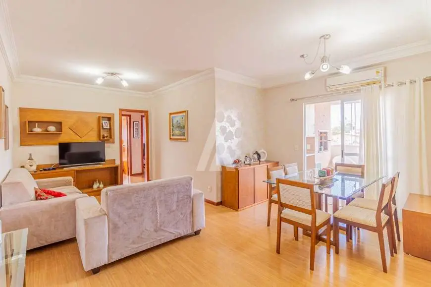 Foto 3 de Apartamento com 2 Quartos à venda, 90m² em Anita Garibaldi, Joinville