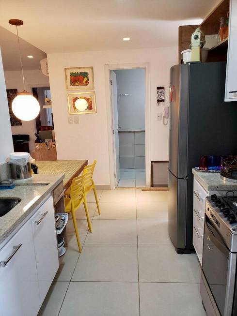 Foto 4 de Apartamento com 2 Quartos à venda, 90m² em Praia do Forte, Mata de São João
