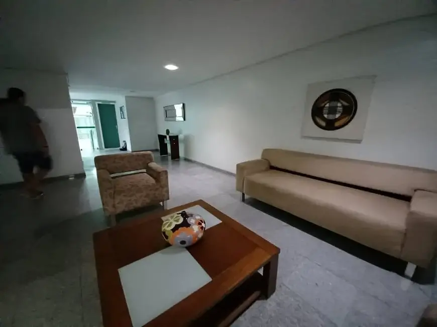Foto 1 de Apartamento com 3 Quartos para alugar, 132m² em Boa Viagem, Recife
