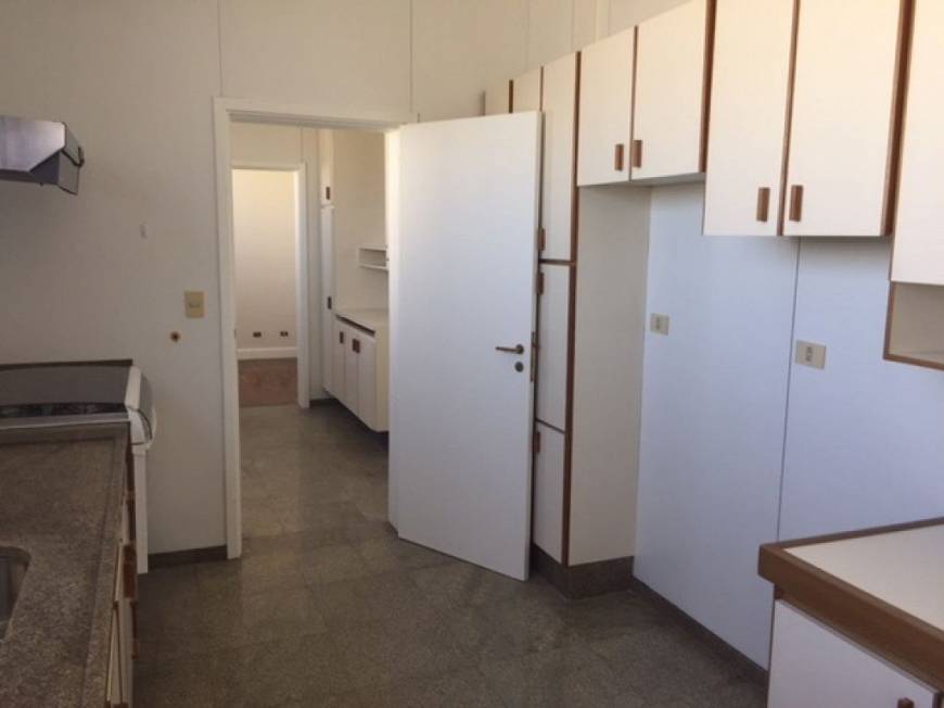 Foto 3 de Apartamento com 4 Quartos para alugar, 250m² em Chácara Santo Antônio, São Paulo