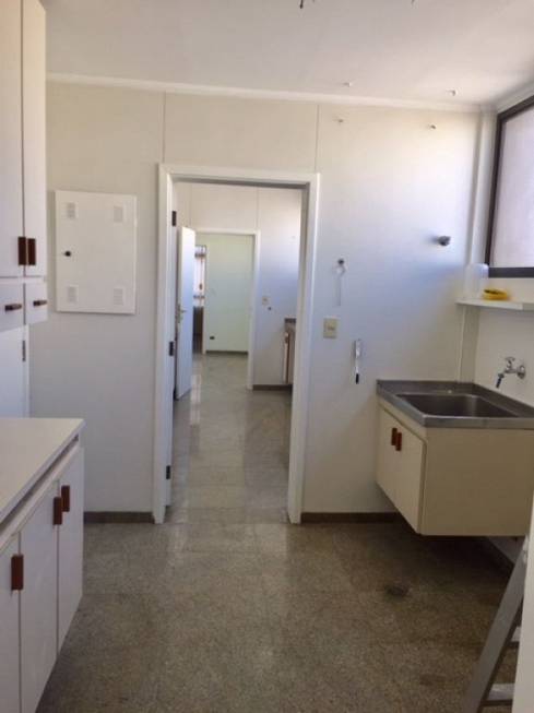Foto 5 de Apartamento com 4 Quartos para alugar, 250m² em Chácara Santo Antônio, São Paulo