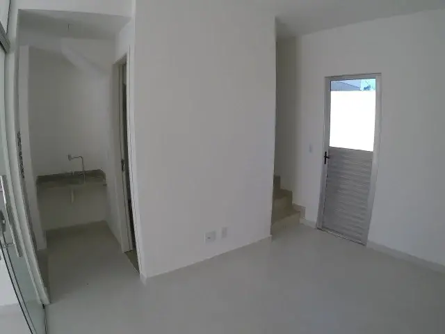 Foto 1 de Casa com 2 Quartos à venda, 88m² em Alterosas, Serra