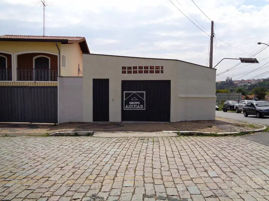 Foto 1 de Casa com 2 Quartos para alugar, 112m² em Vila Santana, Valinhos
