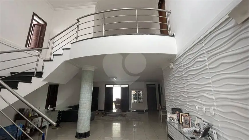Foto 2 de Casa com 4 Quartos à venda, 352m² em Engenheiro Luciano Cavalcante, Fortaleza
