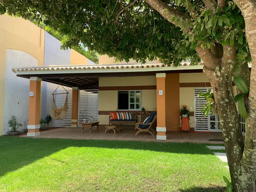 Foto 2 de Casa com 4 Quartos à venda, 340m² em Itapuã, Salvador