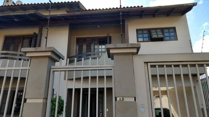 Foto 1 de Casa com 5 Quartos à venda, 346m² em Fátima, Canoas