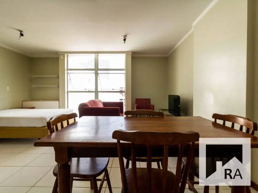 Foto 4 de Kitnet com 1 Quarto para alugar, 27m² em Setor de Habitações Individuais Norte, Brasília