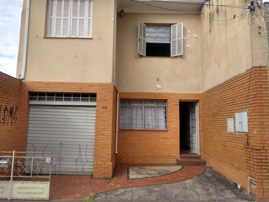 Foto 2 de Sobrado com 5 Quartos à venda, 300m² em Centro, Bragança Paulista