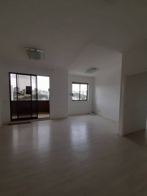 Foto 2 de Apartamento com 2 Quartos para alugar, 108m² em Seminário, Curitiba