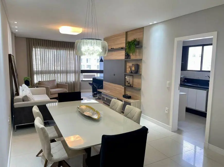 Foto 1 de Apartamento com 3 Quartos para alugar, 106m² em Centro, Balneário Camboriú
