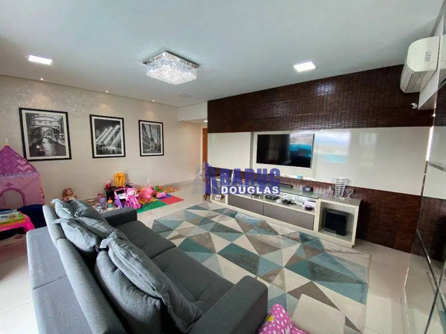 Foto 1 de Apartamento com 3 Quartos à venda, 141m² em Jardim das Américas, Cuiabá