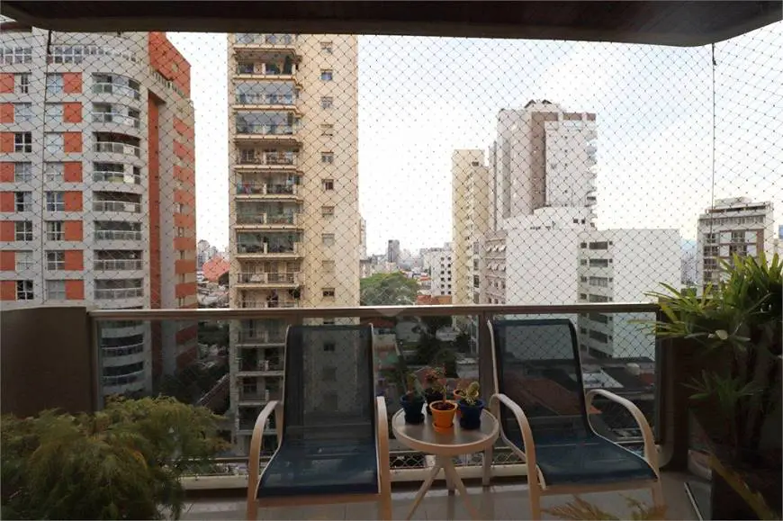Foto 4 de Apartamento com 3 Quartos para alugar, 157m² em Perdizes, São Paulo