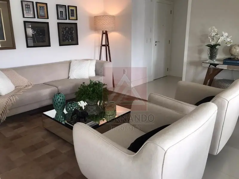 Foto 2 de Apartamento com 3 Quartos à venda, 202m² em Victor Konder, Blumenau