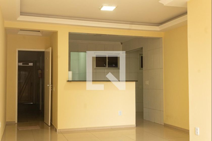 Foto 4 de Apartamento com 4 Quartos para alugar, 160m² em Benfica, Fortaleza