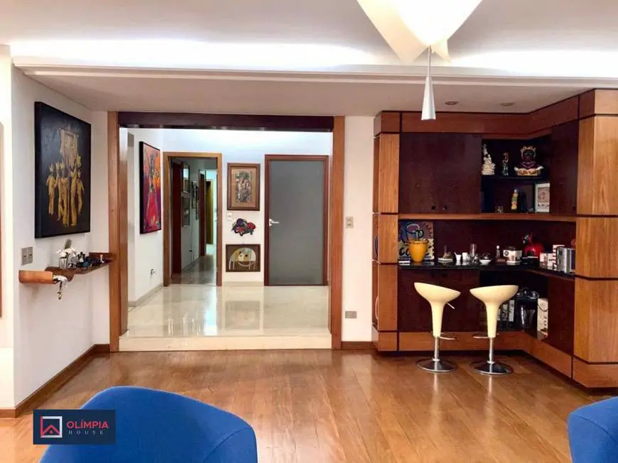 Foto 4 de Apartamento com 4 Quartos à venda, 337m² em Higienópolis, São Paulo