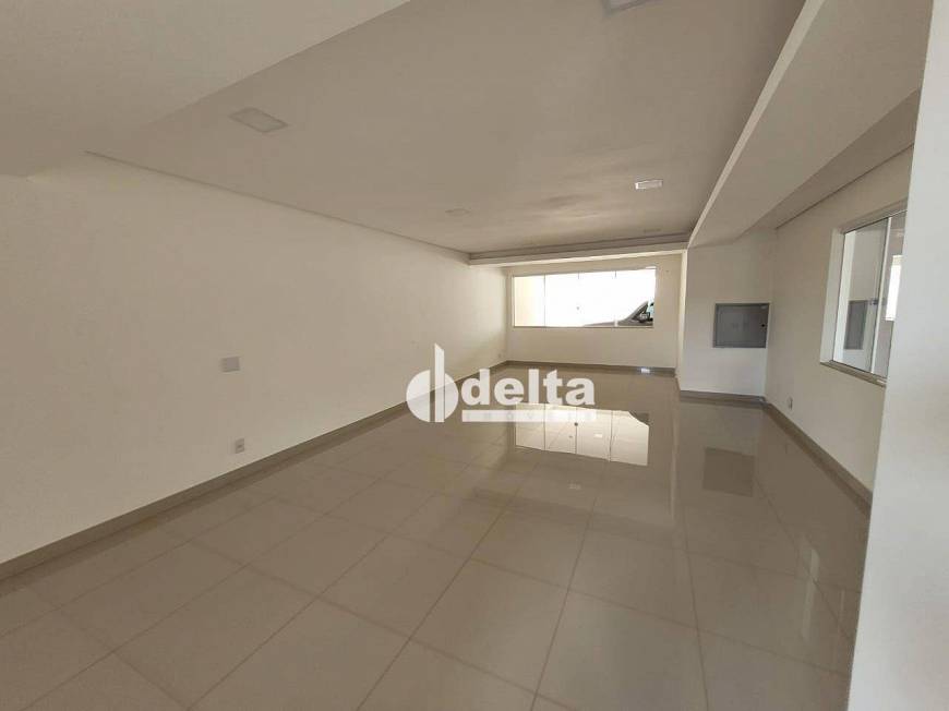 Foto 4 de Apartamento com 4 Quartos para alugar, 240m² em Saraiva, Uberlândia
