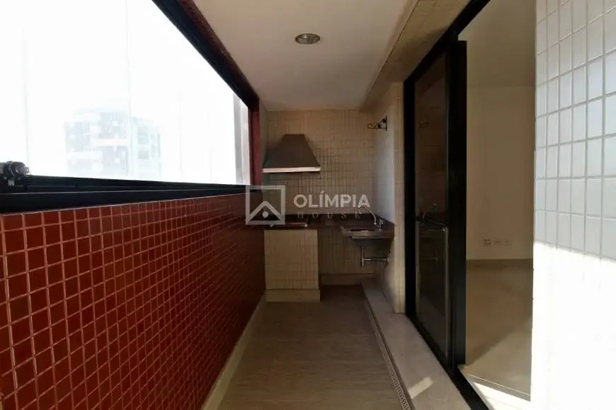 Foto 5 de Apartamento com 4 Quartos para alugar, 208m² em Vila Mariana, São Paulo