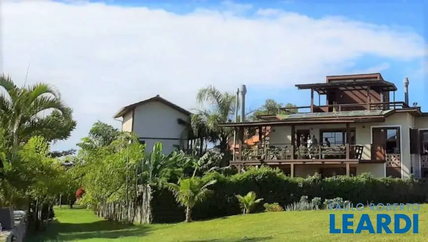 Foto 1 de Casa de Condomínio com 3 Quartos à venda, 216m² em Rio Tavares, Florianópolis