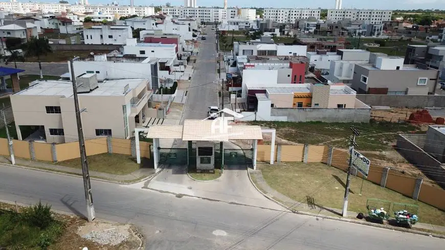 Foto 1 de Lote/Terreno à venda, 240m² em Antares, Maceió