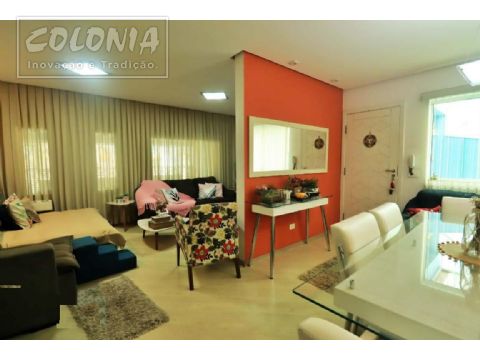 Foto 1 de Sobrado com 4 Quartos para venda ou aluguel, 227m² em Vila Alzira, Santo André
