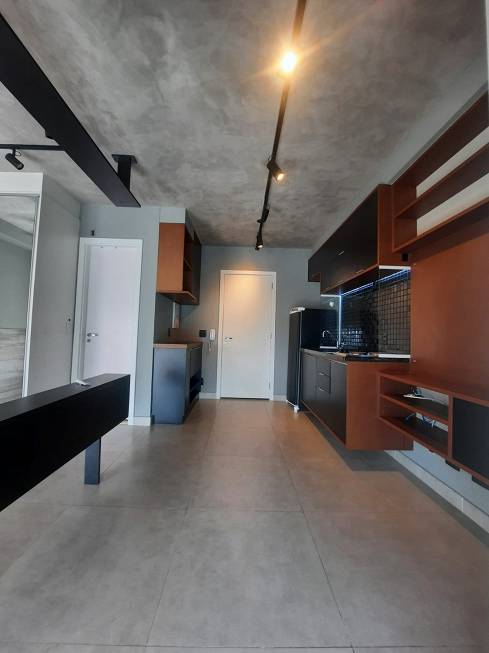 Foto 2 de Apartamento com 1 Quarto para alugar, 33m² em Barra Funda, São Paulo