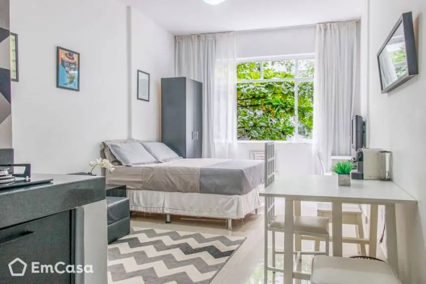Foto 1 de Apartamento com 1 Quarto à venda, 30m² em Leme, Rio de Janeiro