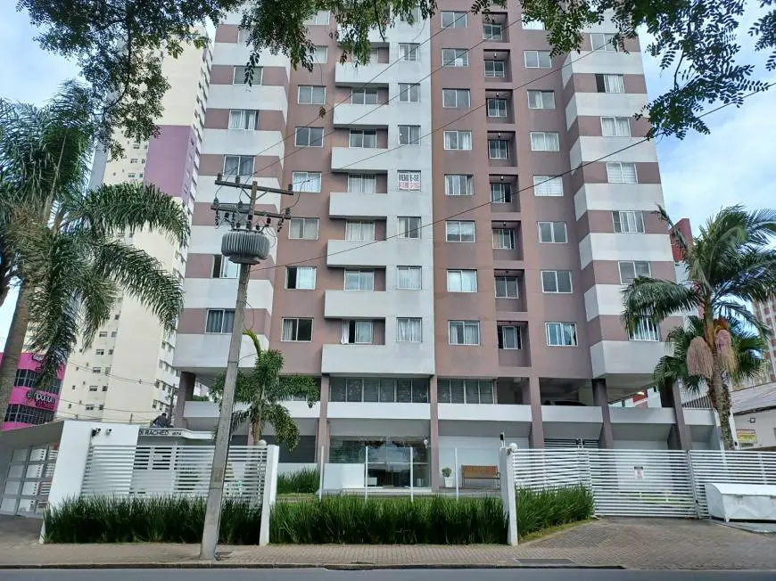 Foto 1 de Apartamento com 2 Quartos para alugar, 30m² em Água Verde, Curitiba