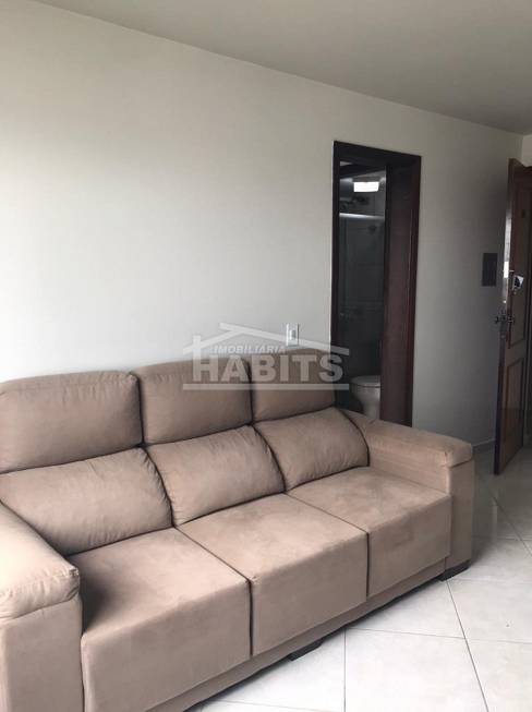 Foto 3 de Apartamento com 2 Quartos para alugar, 57m² em Água Verde, Curitiba