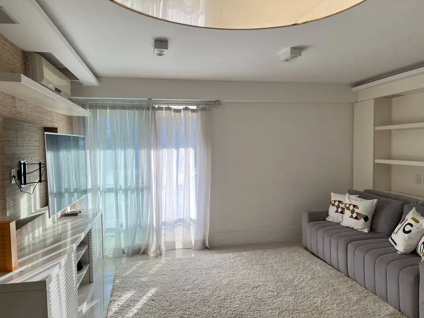 Foto 1 de Apartamento com 2 Quartos para alugar, 95m² em Leblon, Rio de Janeiro
