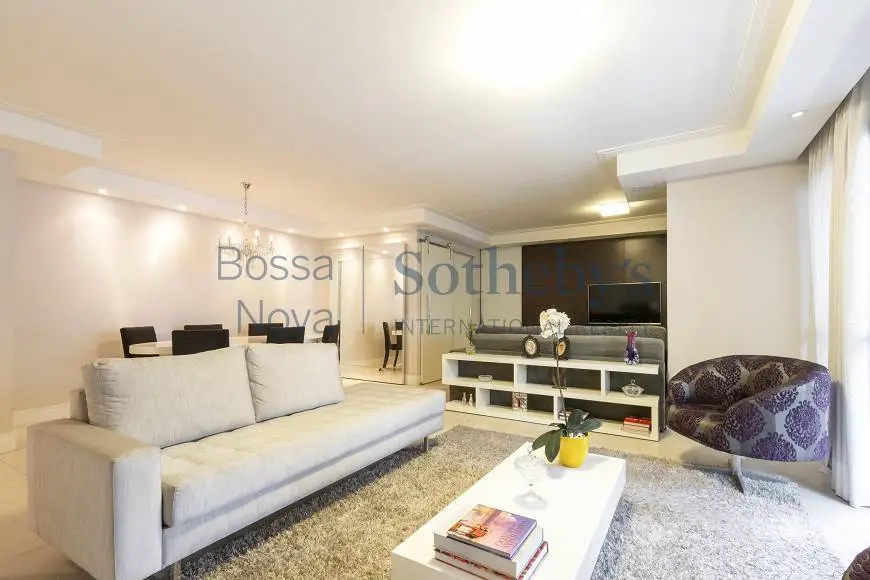 Foto 2 de Apartamento com 2 Quartos à venda, 150m² em Vila Uberabinha, São Paulo