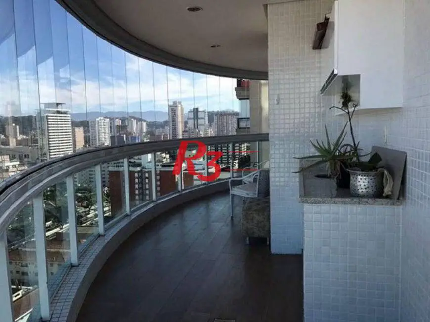 Foto 1 de Apartamento com 3 Quartos à venda, 160m² em Boqueirão, Santos