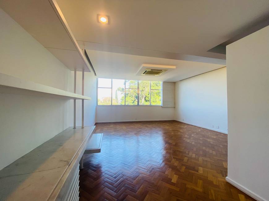 Foto 1 de Apartamento com 3 Quartos à venda, 160m² em Laranjeiras, Rio de Janeiro