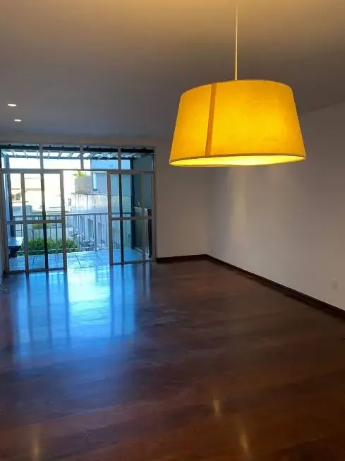 Foto 1 de Apartamento com 3 Quartos para alugar, 134m² em Leblon, Rio de Janeiro