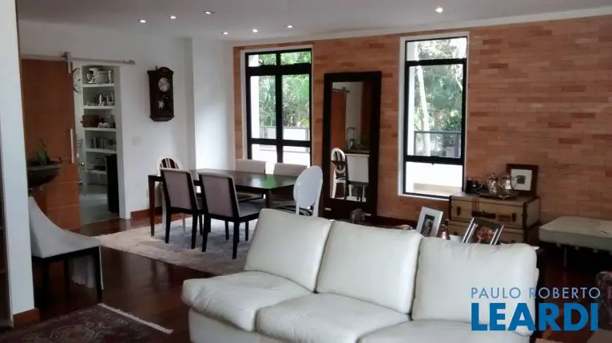 Foto 2 de Apartamento com 3 Quartos à venda, 350m² em Morumbi, São Paulo