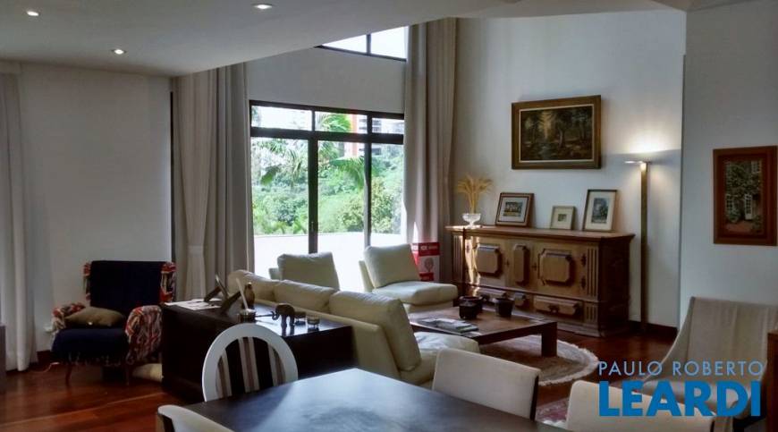 Foto 3 de Apartamento com 3 Quartos à venda, 350m² em Morumbi, São Paulo