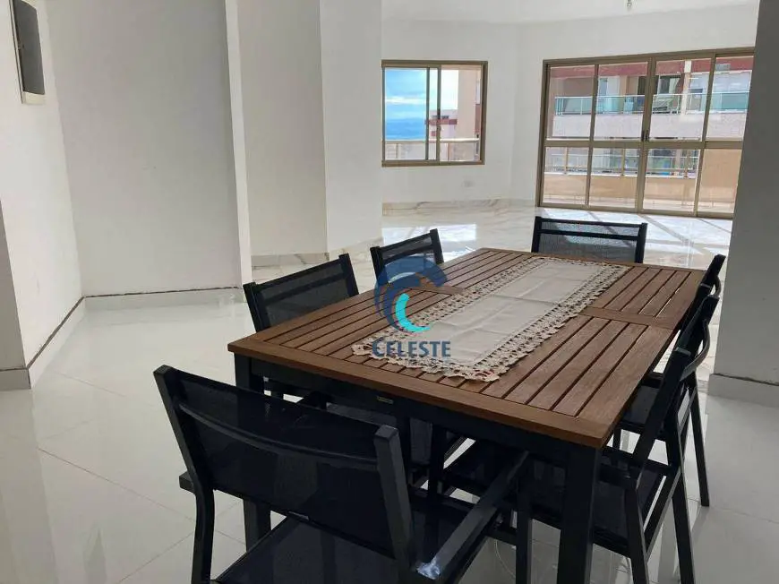 Foto 2 de Apartamento com 4 Quartos para alugar, 220m² em Jardim Aquarius, São José dos Campos