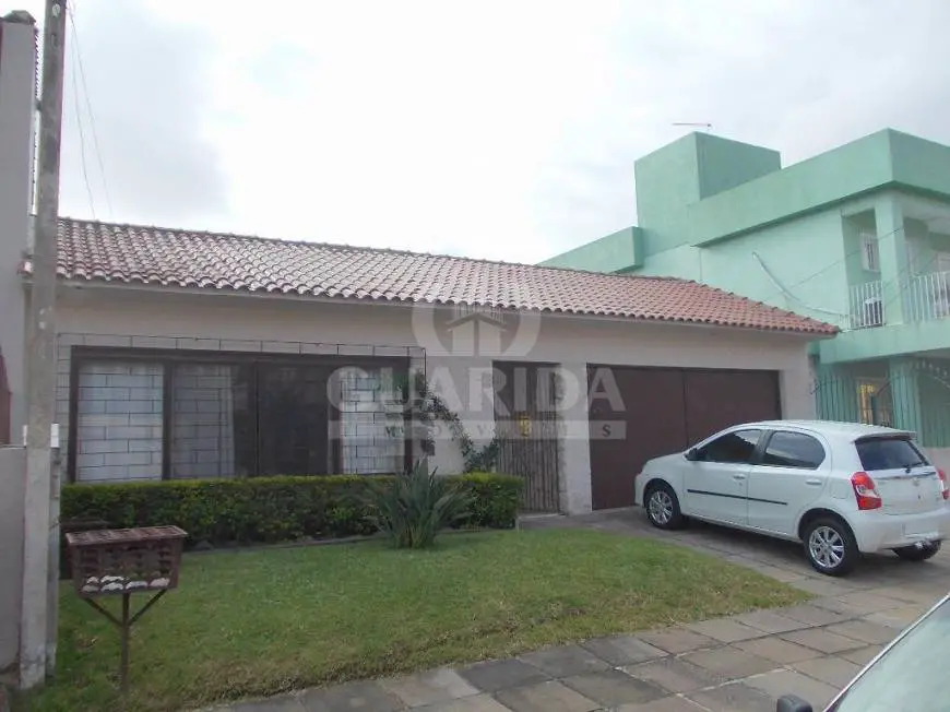 Foto 1 de Casa com 3 Quartos à venda, 158m² em Jardim Itú Sabará, Porto Alegre