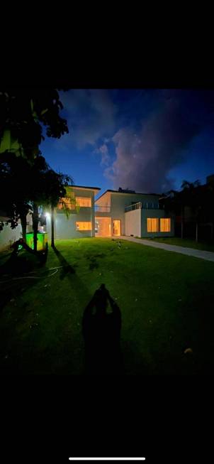 Foto 1 de Casa com 5 Quartos à venda, 600m² em Busca-Vida, Camaçari