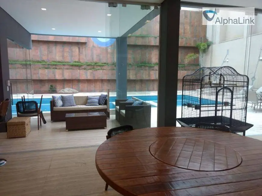 Foto 1 de Casa de Condomínio com 6 Quartos à venda, 1257m² em Alphaville, Santana de Parnaíba