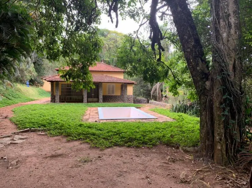 Foto 1 de Chácara com 3 Quartos à venda, 300m² em Jardim América, Bragança Paulista