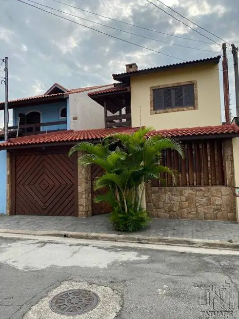 Foto 1 de Sobrado com 3 Quartos à venda, 270m² em Jardim Munhoz, Guarulhos