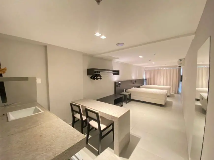 Foto 3 de Apartamento com 1 Quarto para venda ou aluguel, 32m² em Tambaú, João Pessoa