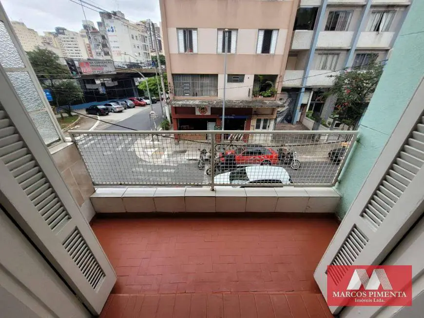 Foto 2 de Apartamento com 2 Quartos à venda, 77m² em Bela Vista, São Paulo