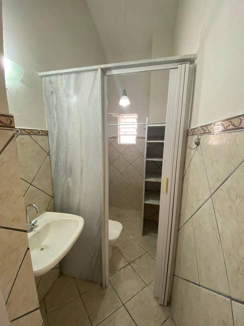 Foto 3 de Apartamento com 2 Quartos para alugar, 48m² em Candelária, Natal