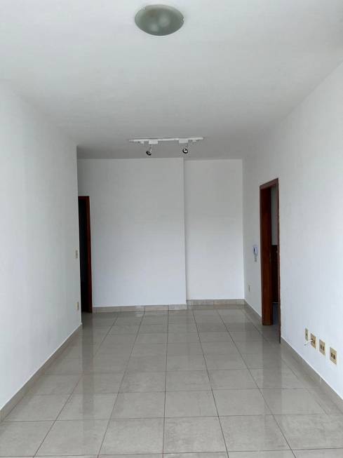 Foto 2 de Apartamento com 2 Quartos para alugar, 135m² em Carmo, Belo Horizonte